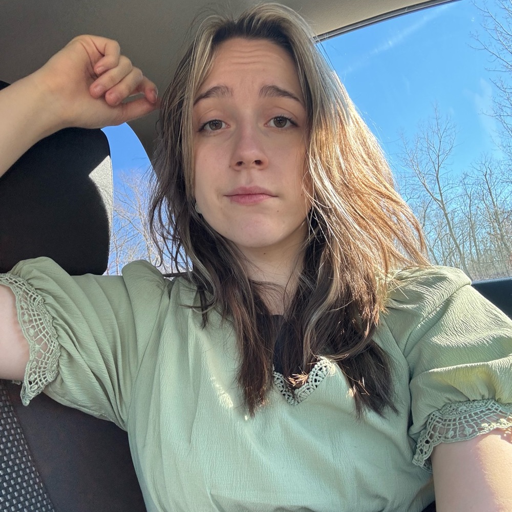Meet your Posher, Juliana